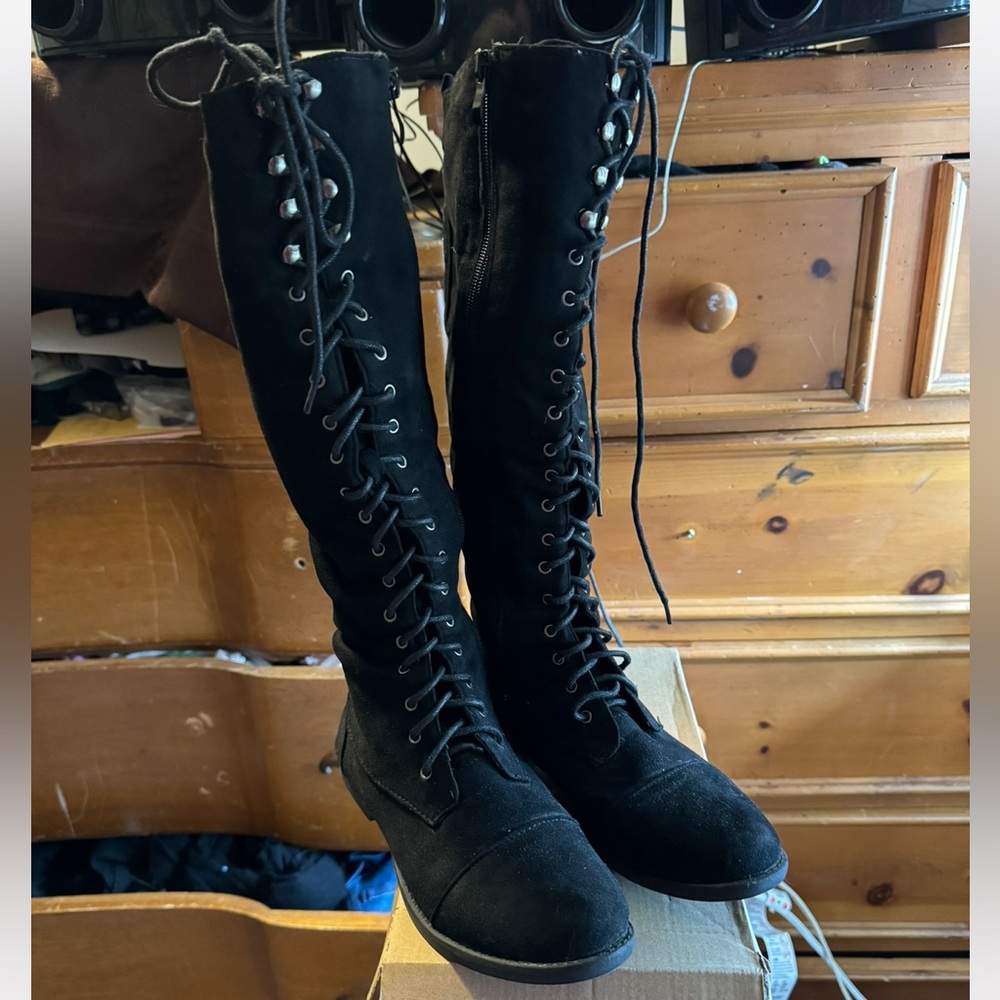Lace up boots